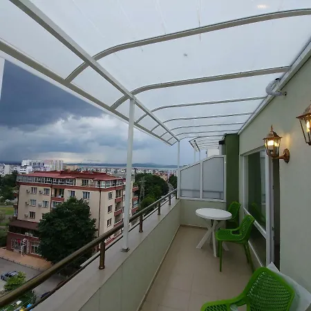 Arlet Panorama Apartment *